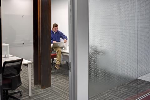 MCS UMBC CyberHive Interior (12)