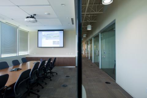 SC1B EA Conference Room (9)