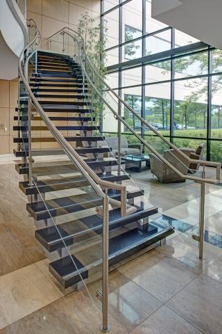 BH5 Columbia Corporate Park Lobby (3)