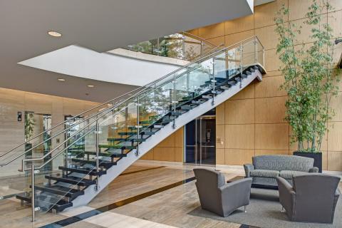 BH5 Columbia Corporate Park Lobby (1)
