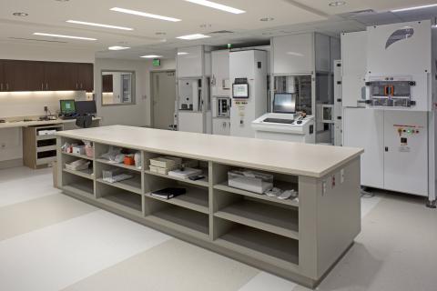 MCS GBMC Pharmacy Interior (23)