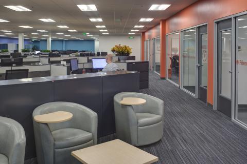 RW1 Direct Energy Solar Interior Office (10)