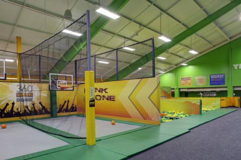 SK8 Rockin' Jump Interior (7)