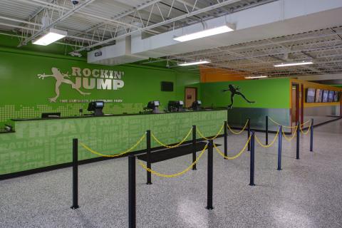 SK8 Rockin' Jump Interior (28)