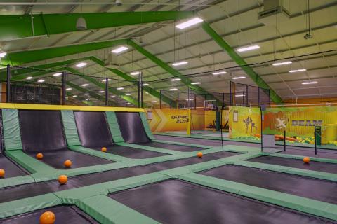 SK8 Rockin' Jump Interior (14)