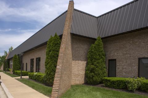 EL2 Eldersburg Business Center Exterior (4)