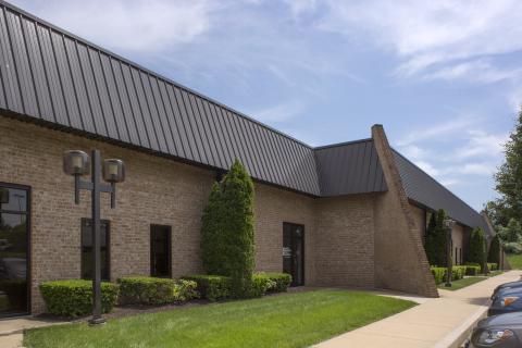 EL2 Eldersburg Business Center Exterior (2)