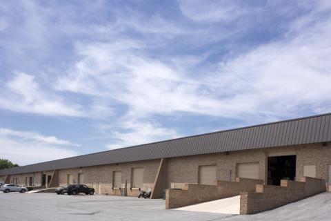 EL2 Eldersburg Business Center Exterior (22)