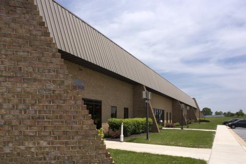 EL1 Eldersburg Business Center Exterior (14)