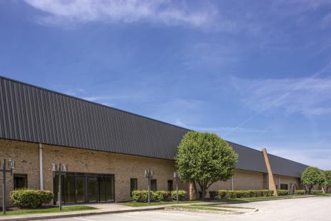 EL1B Eldersburg Business Center Exterior (4)