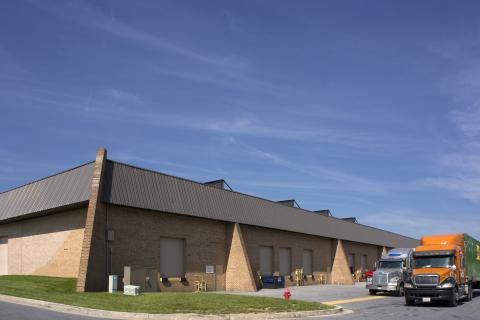 EL1 Eldersburg Business Center Exterior (2)