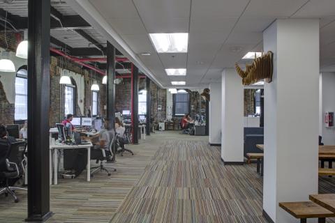 HA1 JellyFish Interior Office (18)