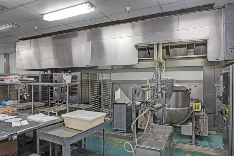 058E Beltway Business Community Interior Kitchen (26)