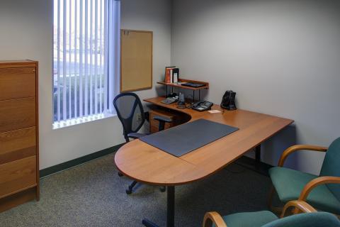 058E Beltway Business Community Interior office(33)