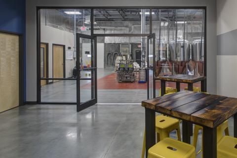 AB9 House 6 Brewing Company Interior (17)