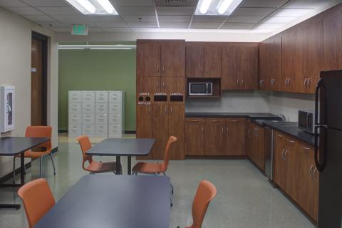 BH3 Connections Education - Kitchen (1)