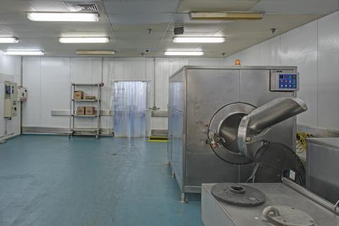 058E Beltway Business Community Interior (1)