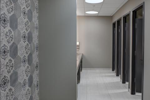 RR2 Owings Mills Corporate Campus Restroom (2)