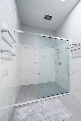 AB9 Hanley Energy Restroom (1)