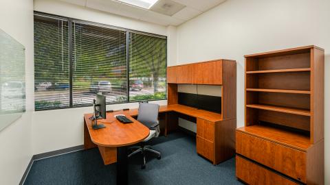 LS4 One Diversified Private Office (1)