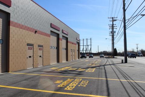 017 Hollins Ferry Garage