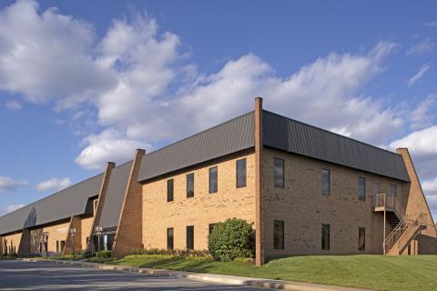 BBC Beltway Business Community - 059C 3620 Commerce Drive-17