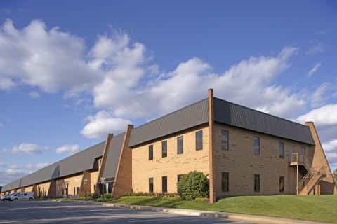 BBC Beltway Business Community - 059C 3620 Commerce Drive-15