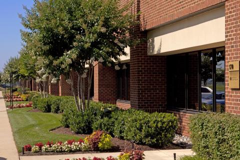 UC1-2 University Center Exterior (11)