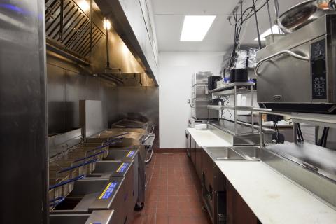 MCS Corner Stable Interior (2)
