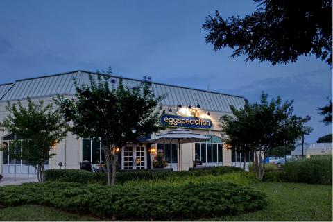 HF1 Eggspectation Exterior (2)