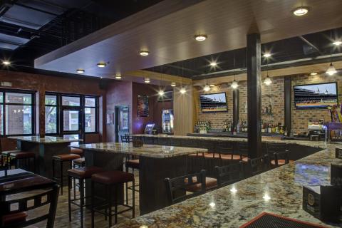 MCS Corner Stable Interior (8)