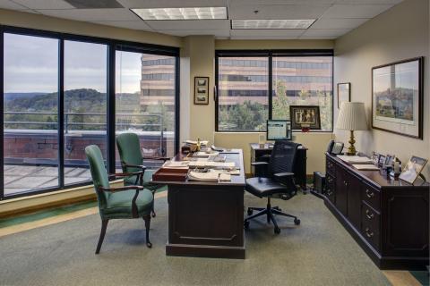 IC1 Willis Private Office (2)