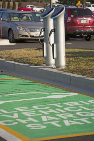 SC1B Vehicle Charging Stations (3)