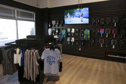 Wm9 Dill Dinkers Store (1)