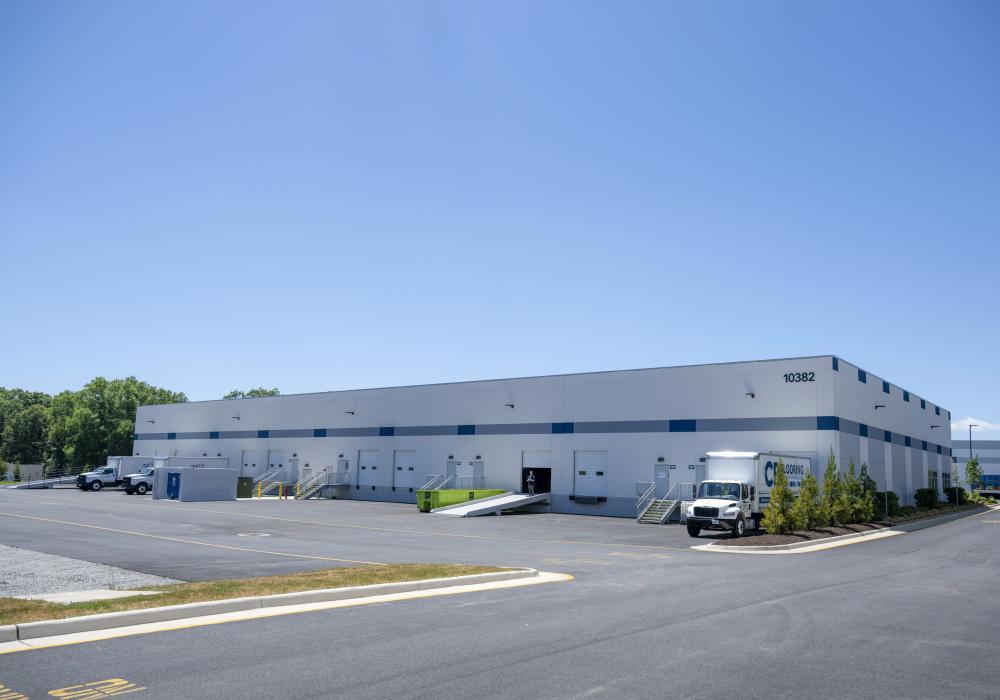 CBC7 Crescent Business Center Exterior