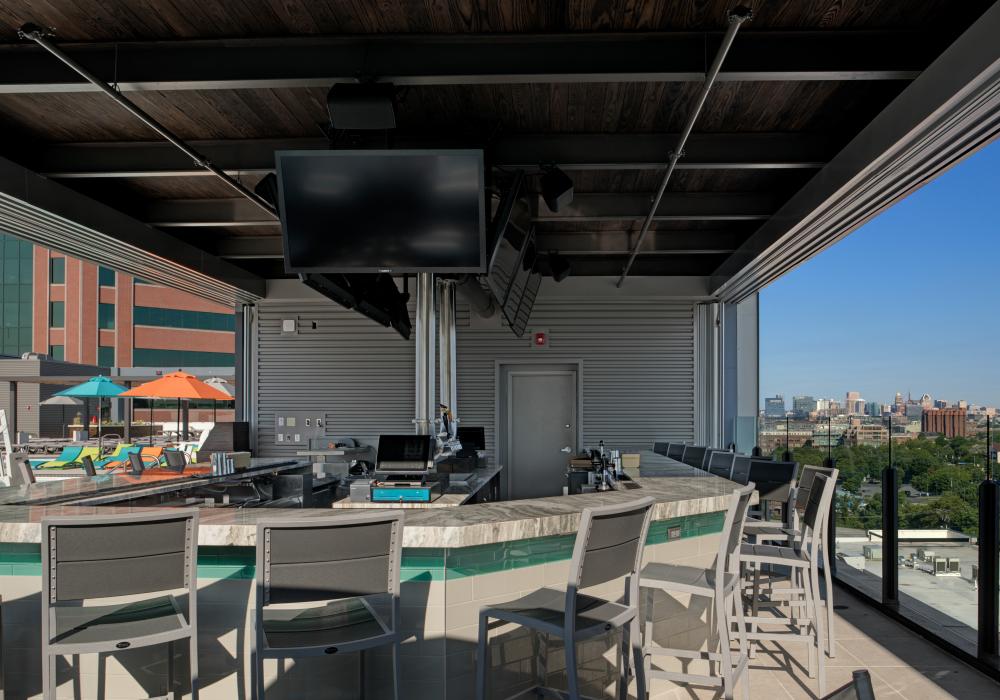 Merritt Canton pool bar
