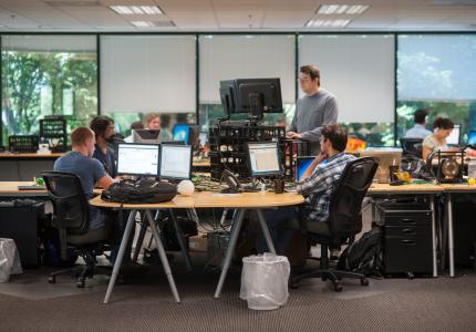 ZA1 Lotame Workstations (3)