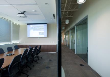 SC1B EA Conference Room (9)