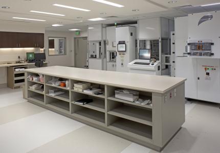 MCS GBMC Pharmacy Interior (23)