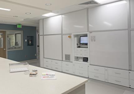 MCS GBMC Pharmacy Interior (22)