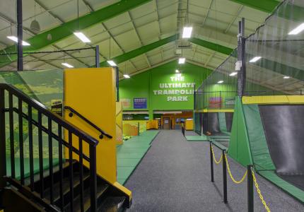 SK8 Rockin' Jump Interior (12)