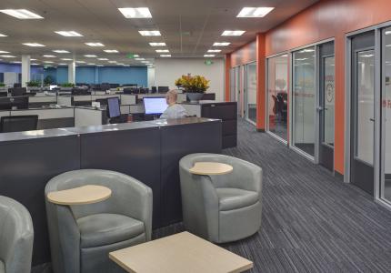 RW1 Direct Energy Solar Interior Office (10)