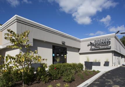SK8 Rockin' Jump Exterior (1)