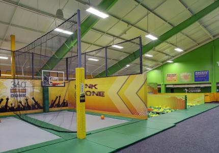 SK8 Rockin' Jump Interior (7)