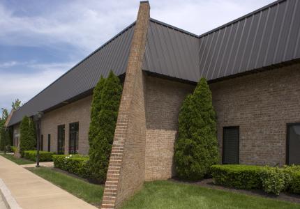 EL2 Eldersburg Business Center Exterior (4)