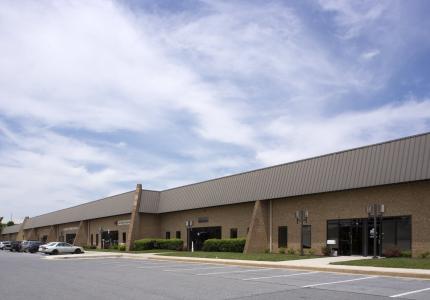 EL1 Eldersburg Business Center Exterior (9)