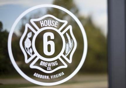 AB9 House 6 Brewing Company Exterior Design (3)