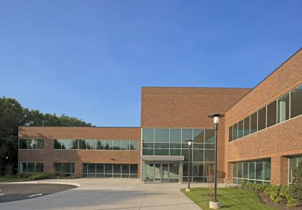 RR2 Owings Mills Corporate Campus Exterior (7)