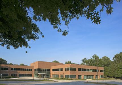 RR2 Owings Mills Corporate Campus Exterior (2)