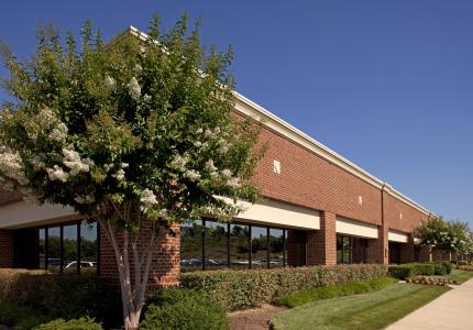 UC1-2 University Center Exterior (5)